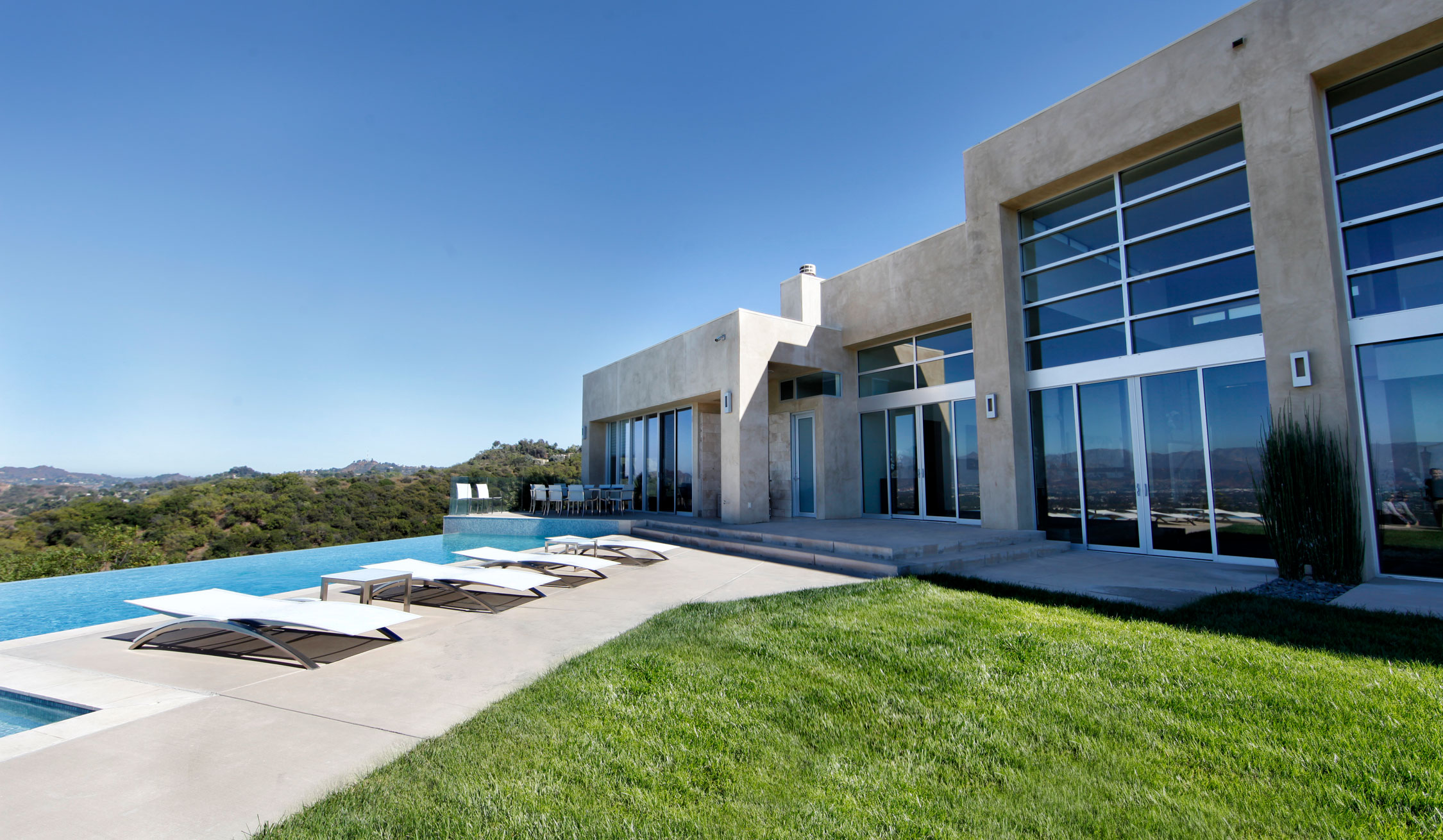 Outdoor Sound System Dayton Oh, Smart Home Automation, Outdoor audio video, weatherproof audio video, pool, spa